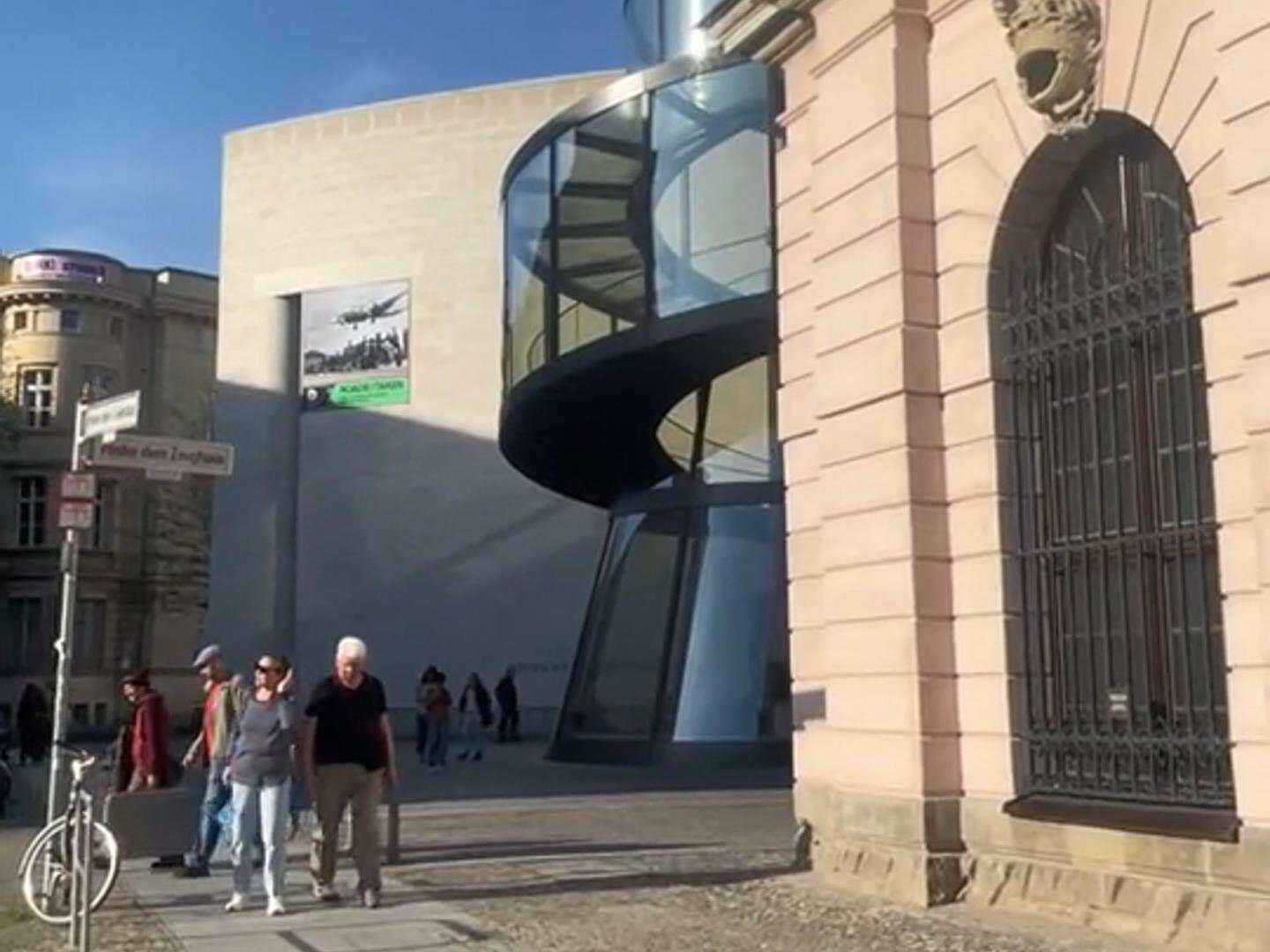 智能工廠參觀 工業(yè)4.0廠房建筑設(shè)計機構(gòu)上海大馳參觀德國歷史博物館